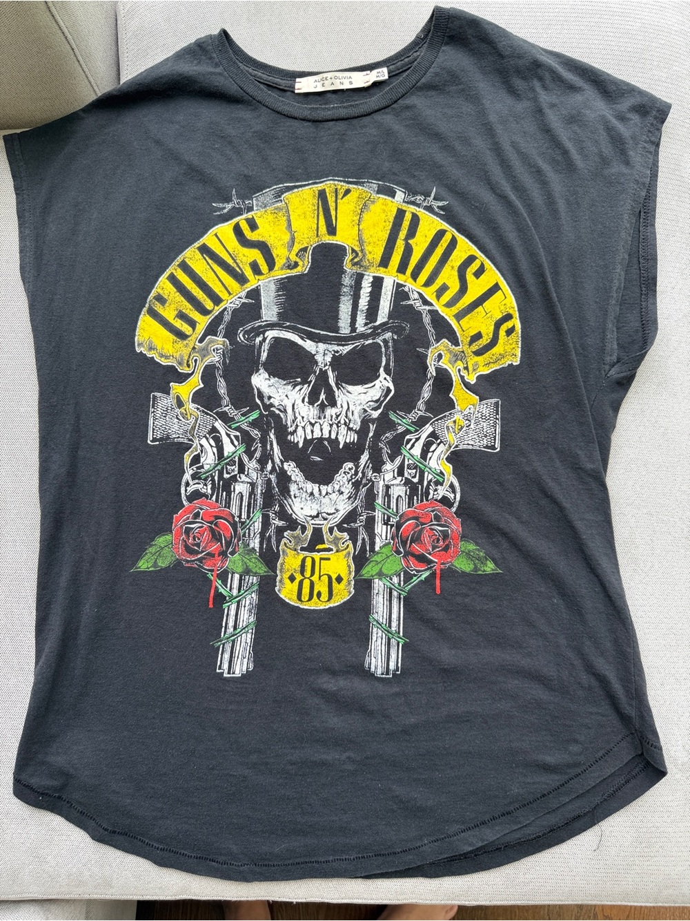 Alice + Olivia Guns N' Roses ‘85 Graphic Tee in Black with Yellow & Red Print ML